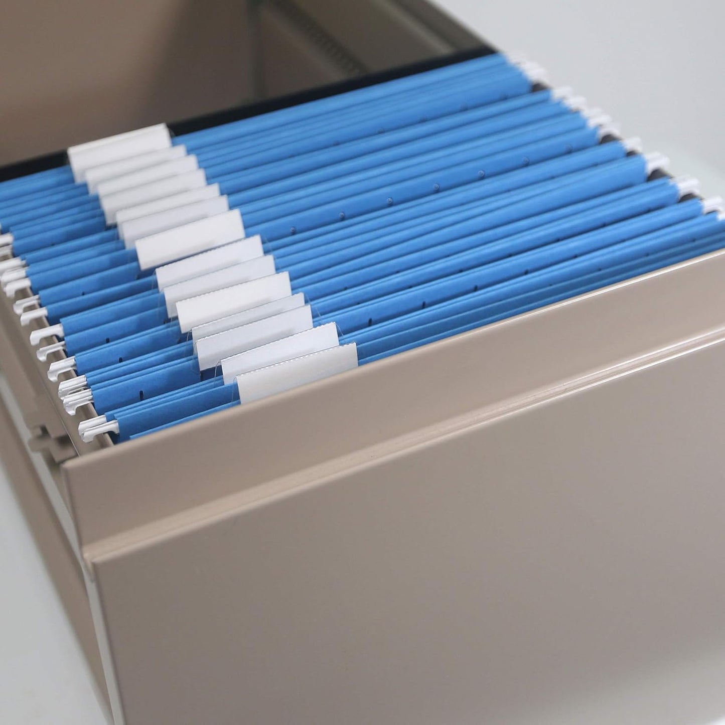 Smead Standard Hanging File Folders, 25 Count, Blue, 1/5-Cut Adjustable Tabs, Letter Size (64060)