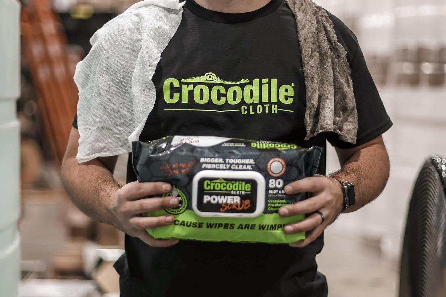 Crocodile Cloth Power Scrub - 40 (15" x 10") Heavy Duty Cleaning Wipes. Safe on Skin & Multiple Surfaces. Infused with Aloe & Vitamin E. Textured, Large, Pre-Moistened & Absorbent.