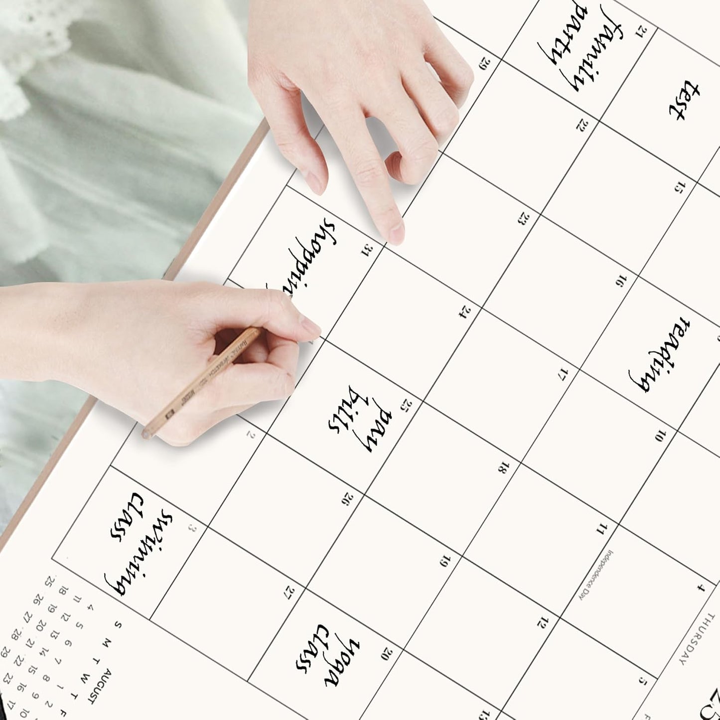 Large Desk Calendar 2025-2026 with Desk Mat, Desktop Calendar 18 Monthly Runs From July 2025 to December 2026, Desk Pad Calendar 22 x 17 Inch Perfect for Planning, Organizing, and Scheduling Your Life (Apricot)