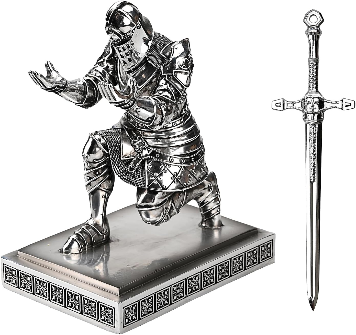 King's Guard Knight Pen Holder Pen Stand Desk Organizers and Accessories Resin Pencil Holder as Gift for Office and Home (Silver(Plating))