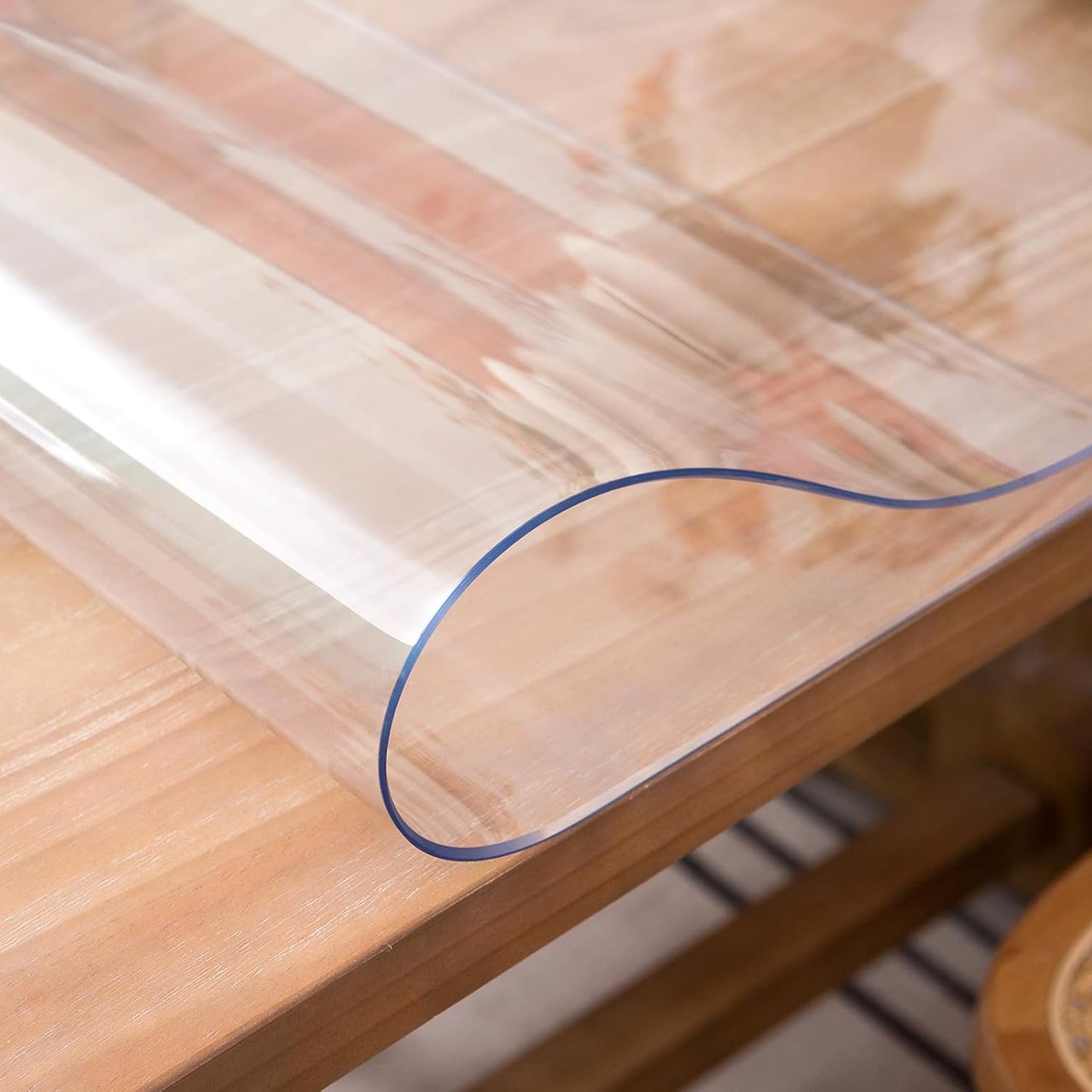 Clear Table Cover Protector 42 x 60 Inch, 2mm Thick Table Protector for Dining Room Table, Clear Plastic Table Cover, Pad Mat for Kitchen, Writing Desk Pad for Desktop