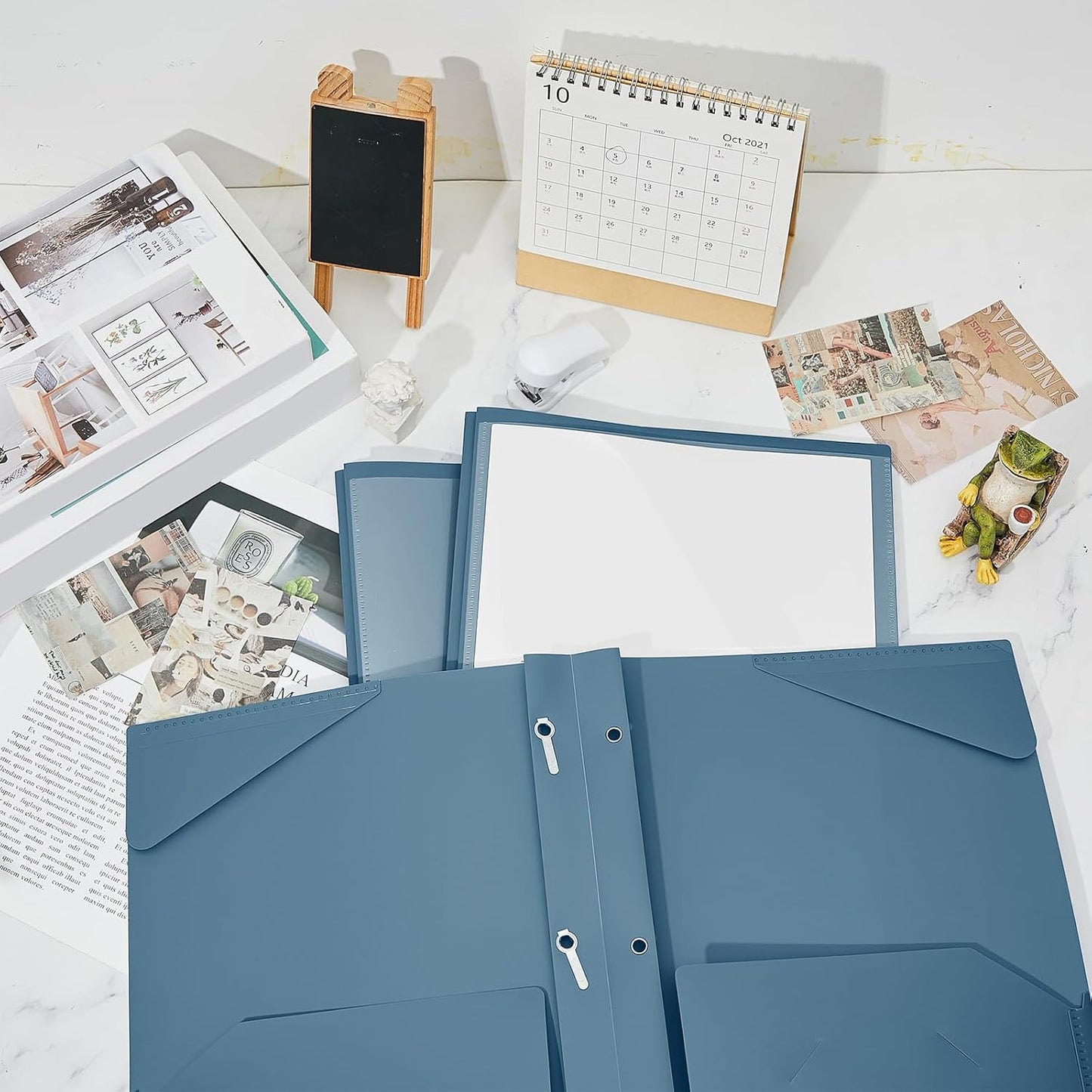 Henoyso 36 Pcs Plastic Folder with Clear Front Pocket and 3 Prong Plastic Folders with Card Slot Pocket Folders with Prongs for School Office (Haze Blue)