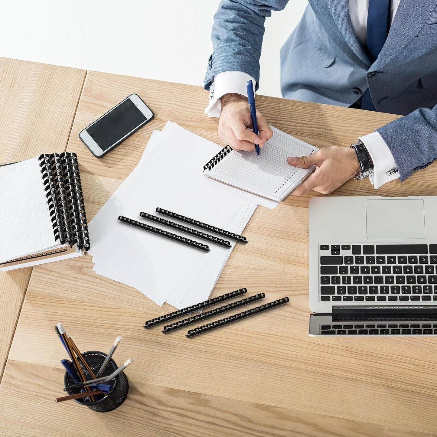 Yunsailing 150 Pack Plastic Binding Combs Plastic Binder Comb Ring 19 Ring Binding Spines Letter Size Spiral coils for Notebook Calendar(3/8 in,Black)