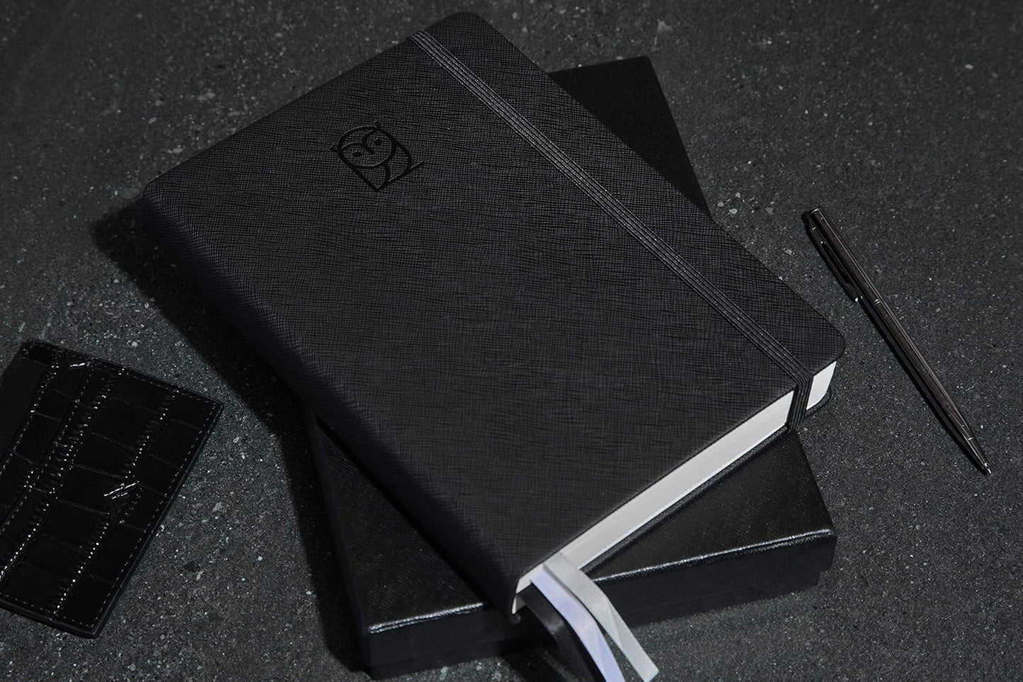 Undated Daily Planner – 6-Month A5 Productivity Organizer with Full Page Per Day, Hourly Schedule, Goal Setting, Habit Tracker, Weekly & Monthly Pages – Hardcover Time Management Notebook (Black)